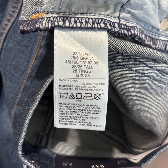 GAP Sz 28T or 6T Kick Fit High Rise Dark Wash Raw Hem NEW WITH TAG - Picture 11 of 11